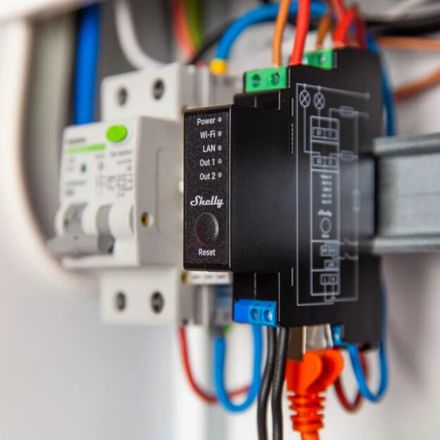 SHELLY PRO 2PM Spínací modul na DIN lištu SHELLY PRO 2PM Spínací modul na DIN lištu